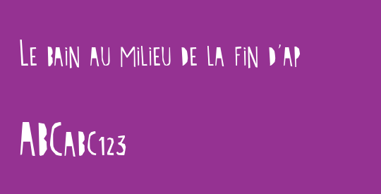 Le bain au milieu de la fin d'aprËs-midi vers 17:49